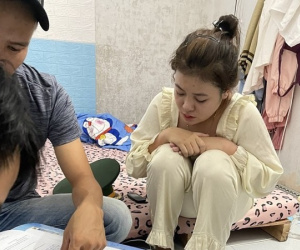Bắt cô gái 19 tuổi mang ma túy đi tìm bạn bè ‘bay lắc’