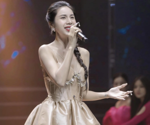 Hậu lùm xùm với Nathan Lee, Thủy Tiên chạy show nhưng không còn hát 'Giấc mơ tuyết trắng'