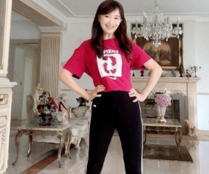 Nữ ca sĩ nổi tiếng Hồng Kông mắc ung thư vú nhưng 10 năm không tái phát nhờ 4 phút nhảy dây mỗi ngày