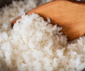 Ăn cơm nguội có gây ung thư? Những người tuyệt đối phải tránh xa món này