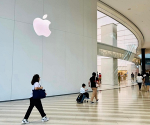 Apple Store Singapore không cho xếp hàng mua iPhone 14, hàng xách tay sẽ khan hiếm