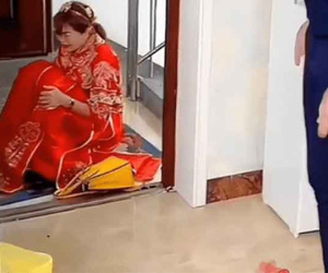 Cô dâu ngồi xổm trước cửa nhà khóc lóc trong ngày cưới vì bị chồng 'đuổi cổ' khi nói thẳng bản thân sợ sống chung với mẹ chồng