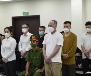 Vụ nhận 3,7 triệu USD để 'chạy án' cho Giám đốc Bệnh viện Thủ Đức: Hai cựu cảnh sát khai gì?
