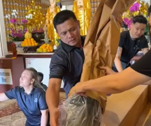 Chồng cũ Phi Nhung trong lễ giỗ đầu cố ca sĩ tại Mỹ