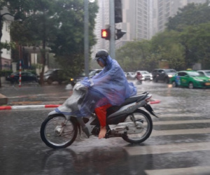 Miền Bắc, miền Trung có thể đón hai đợt mưa lớn liên tiếp