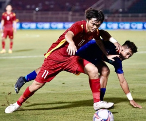 Báo Singapore: Bầy Sư tử rất dũng cảm khi dám đối mặt Nhà Vua ĐNÁ, nhưng lại quyết định tự sát