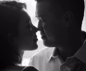 Thiếu gia Phillip Nguyễn 'đánh dấu chủ quyền' với Linh Rin