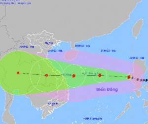 Bão Noru giật cấp 14 đi vào Biển Đông, thành cơn bão số 4