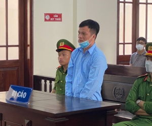 Kẻ giết người từ chối luật sư chỉ định vì 'luật sư không nghe lời bị cáo'