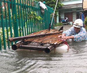 Dự báo thời tiết 27/9: Bão số 4 đổ bộ, cả vùng Trung Trung Bộ mưa trắng trời