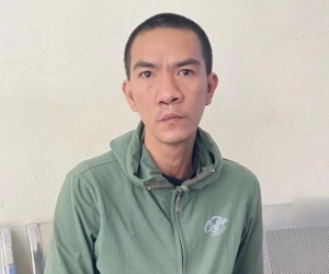 Tạm giữ người đàn ông ghen tuông, đốt tủ quần áo gây cháy chung cư