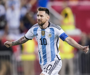 Messi lập cú đúp từ ghế dự bị, Argentina đánh bại Jamaica