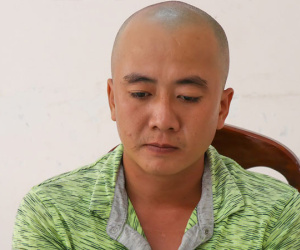 Vào tận nhà dân kề dao đe dọa để cướp