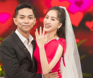 Phan Hiển bất lực vì bị bạn 'bóc mẽ' màn cầu hôn đầy nước mắt với Khánh Thi
