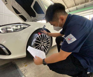 Chính sách mới tháng 10: Tăng giá đăng kiểm ôtô, buộc gỡ bỏ thông tin trên mạng sai sự thật, gây hoang mang