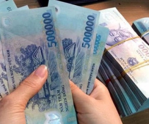 Bắt kẻ cho vay 'tín dụng đen' hơn 300%/năm