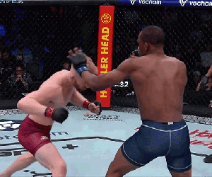 Tung đòn ‘bẻ càng’ nhanh như chớp, võ sĩ Mỹ hạ knock-out đối thủ sau vỏn vẹn 52 giây