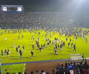 Bạo loạn ở giải VĐQG Indonesia, hơn 100 người thiệt mạng