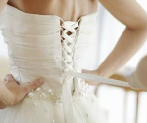 Gần ngày kết hôn, cô gái được bố mẹ chồng sắp cưới tuyên bố cứ giảm được 1 cân cho 100 triệu