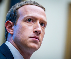 Tương lai mịt mờ của Facebook