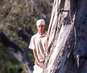 Justin Bieber bị chụp ảnh tiểu bậy trên sân golf