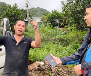 Bám trần nhà, đu dây điện chạy lũ đuổi trong đêm