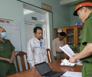 Xót xa bé gái 9 tuổi bị gã đàn ông 60 tuổi hiếp dâm nhiều lần