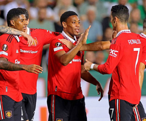 Ronaldo vô duyên, MU ngược dòng nhờ 'kép phụ' Martial và Rashford