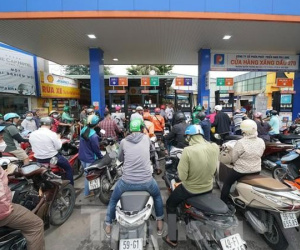 Đứt gãy nguồn cung lan rộng, Bộ Công Thương 'hỏa tốc' triệu tập họp về xăng dầu