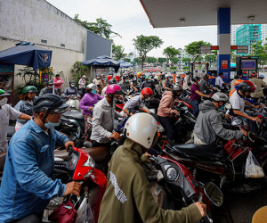 Hơn 100 cây xăng đóng cửa trên 17.000 cửa hàng là 'không phổ biến'
