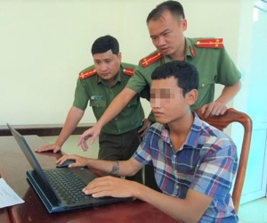 Công an 'tóm cổ' hacker đánh sập hàng loạt website của cơ quan, trường học