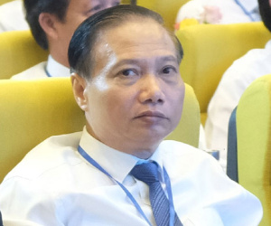 Cho Phó bí thư Thường trực Tỉnh ủy, Chủ tịch HĐND tỉnh Ninh Bình nghỉ hưu trước tuổi