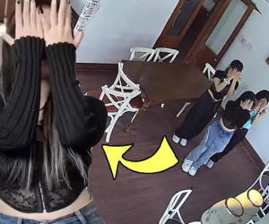 Vào quán cafe quay nhờ clip hot trend, nhóm TikToker bị 'ném đá' dữ dội vì tự ý làm xô lệch bàn ghế mà không kê lại