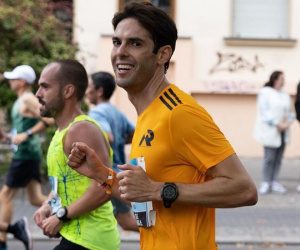 Vì sao 'Thiên thần' Kaka bỏ ngang sự nghiệp huấn luyện để chạy marathon