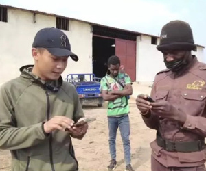 Thu lãi khủng, Quang Linh Vlog thuê bảo vệ canh gác tài sản bạc tỷ