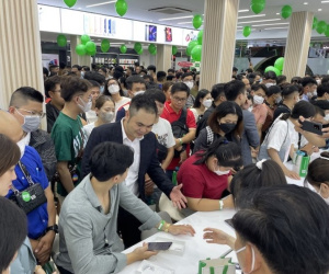 iPhone 14 bán 'chạy như tôm tươi' ở Việt Nam