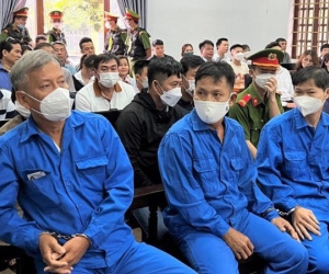 Phát hiện một bị cáo nhận tội thay, tòa hoãn xử 'trùm' xăng giả Trịnh Sướng