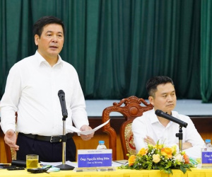 Nhiều cây xăng đóng cửa, Bộ trưởng Bộ Công Thương kiểm tra tổng kho xăng dầu