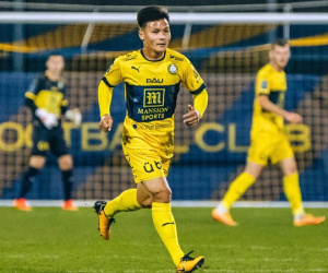 Quang Hải ra sân trong trận thắng 2-0 của Pau FC