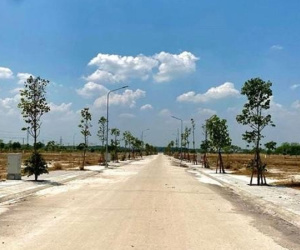 Vợ chồng bà Nguyễn Phương Hằng thế chấp hơn 2.000 lô đất để vay tiền tại Ngân hàng OCB
