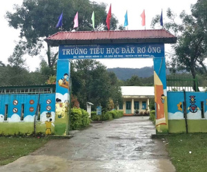 'Ngâm' tiền hỗ trợ học sinh và giáo viên, một hiệu trưởng bị mất chức