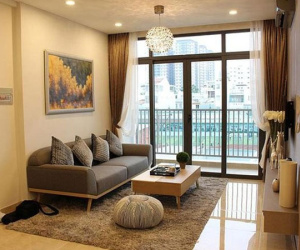 Dở khóc dở cười vì nhà không mua được, thuê cũng chẳng xong