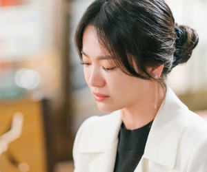 Tin nhắn của bà chủ công ty độc thân gửi cho chồng khiến vợ trẻ khóc lặng, đứng không vững