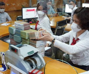 Nóng cuộc đua lãi suất huy động