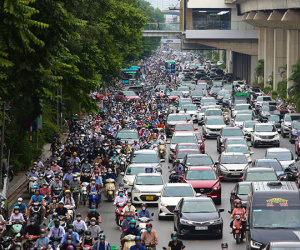 Thiếu bãi đỗ xe, Hà Nội không thể thu phí ô tô vào nội đô