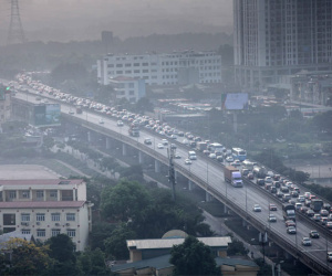 Bệnh viện lớn, trường đại học vẫn ở nội đô, Hà Nội thu phí khó giảm ùn tắc