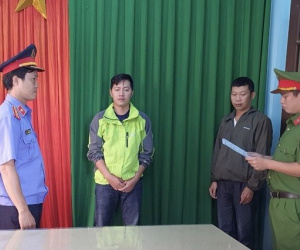 Cựu cán bộ công an bị bắt vì cùng vợ lừa đảo hơn 23 tỉ đồng