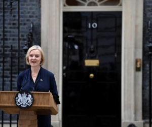 Hai sai lầm tai hại của bà Liz Truss