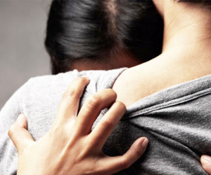 Ngoại tình một lần, 10 năm vợ không cho gần gũi