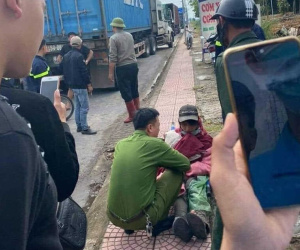 Ngủ quên trên cục nóng xe container, nam thanh niên khóc lóc om xòm khi thức dậy ở 1 nơi xa